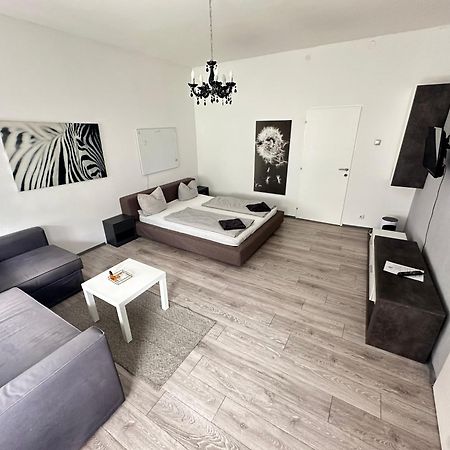 City Apartment Hauptbahnhof กราซ ภายนอก รูปภาพ